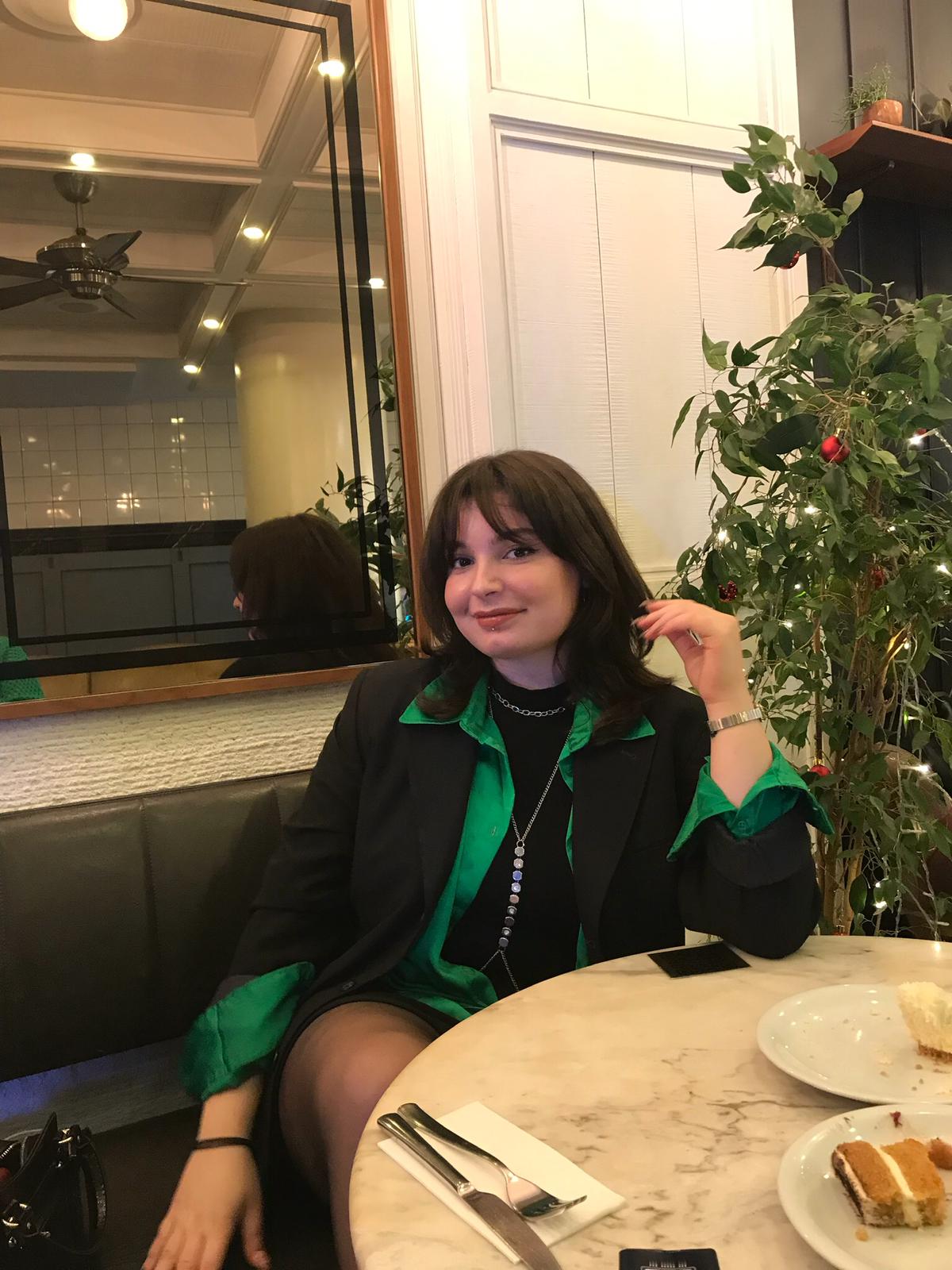 Özgü Dila Aykar
