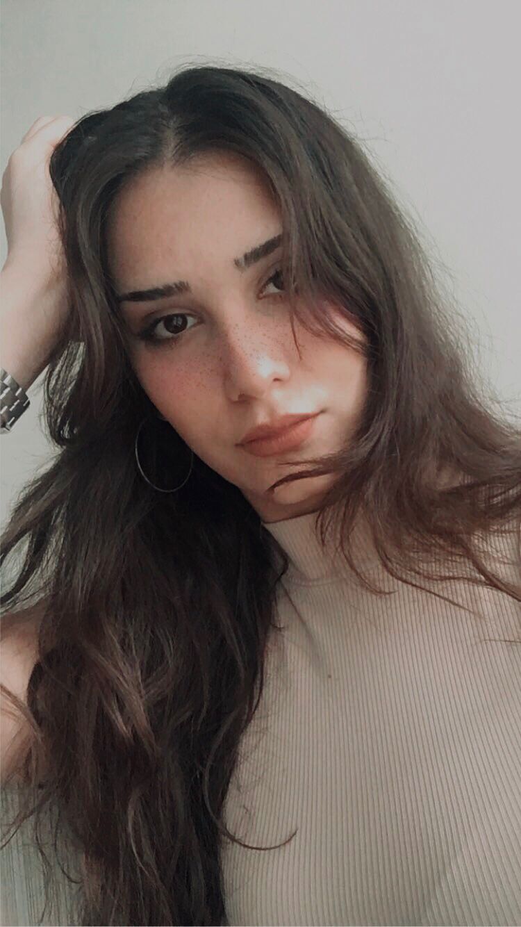 Seven Buse Çalışkan