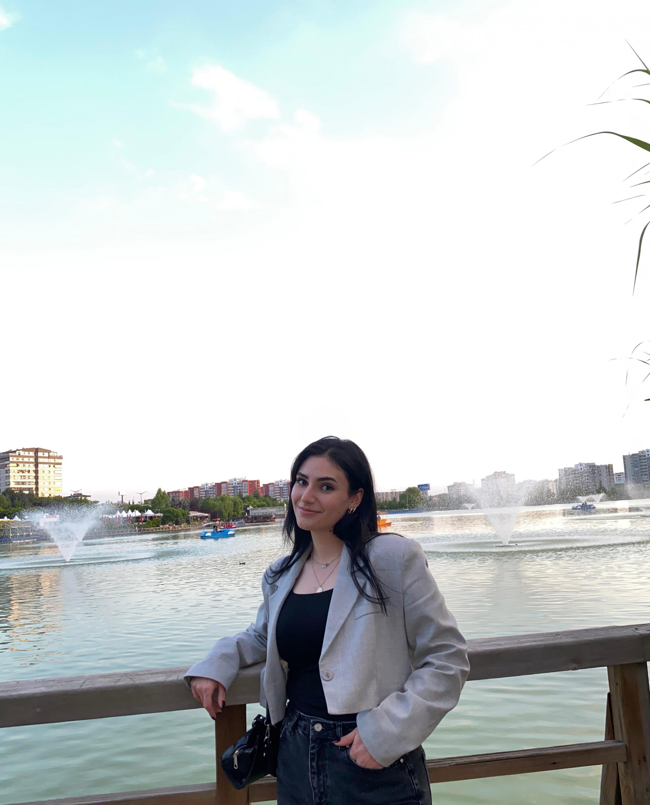 Ece YILDIZ